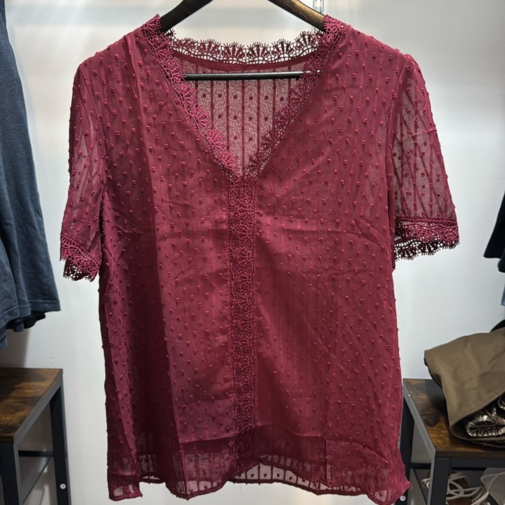 Lightweight V-neck Dress shirt